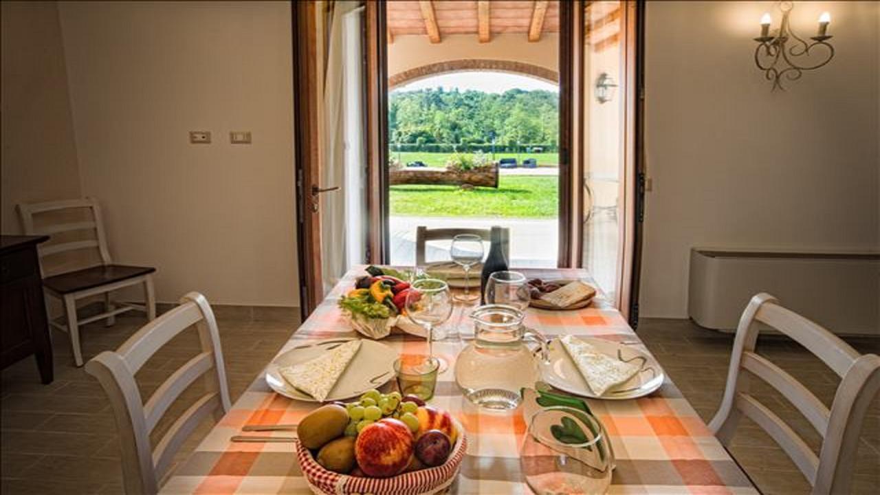 Agriturismo Deni Lägenhet Cenaia Exteriör bild